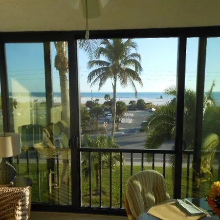 Villa Crescent Royale 3D